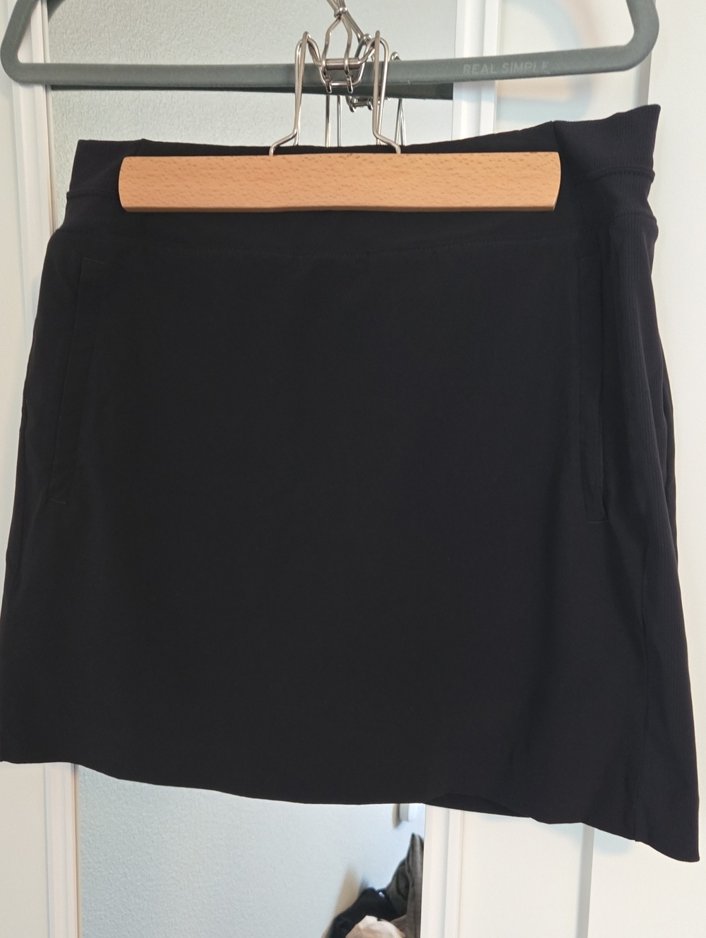 Athleta Black 2-in-1 Skort, Size: 8